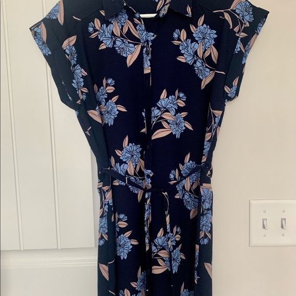 Express Dress. - Picture 2 of 2